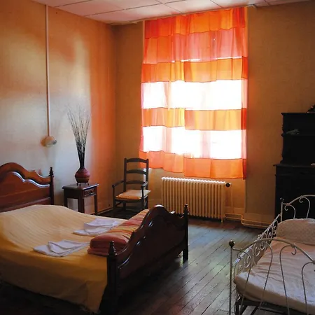 Chateau De Calmels Bed & Breakfast Lacaune