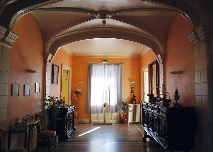 Chateau De Calmels * Lacaune