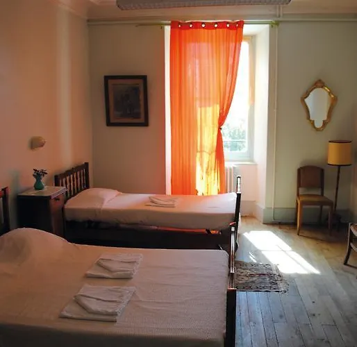 Bed & Breakfast Chateau De Calmels Lacaune